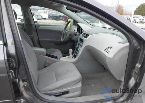 2010 Chevrolet Malibu Ls z USA, uszkodzony, nr VIN 1G1ZB5EB4A4142217